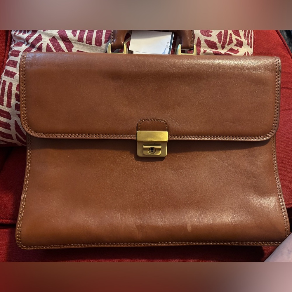 Elegant Brown Leather Briefcase